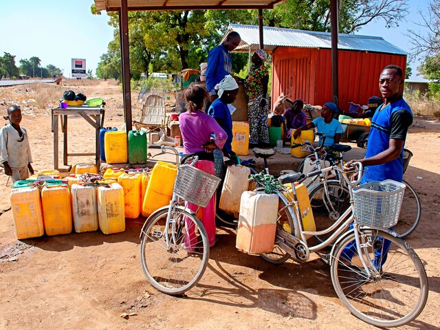 Beneficiaries of water supply in Nando region