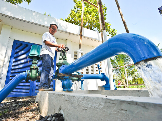 Water supply in Mindanao, Philippines (photo credit: Eric Sales)