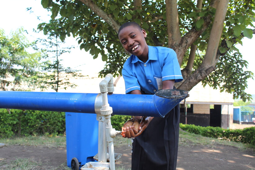 Joventa Ninsiima school girl