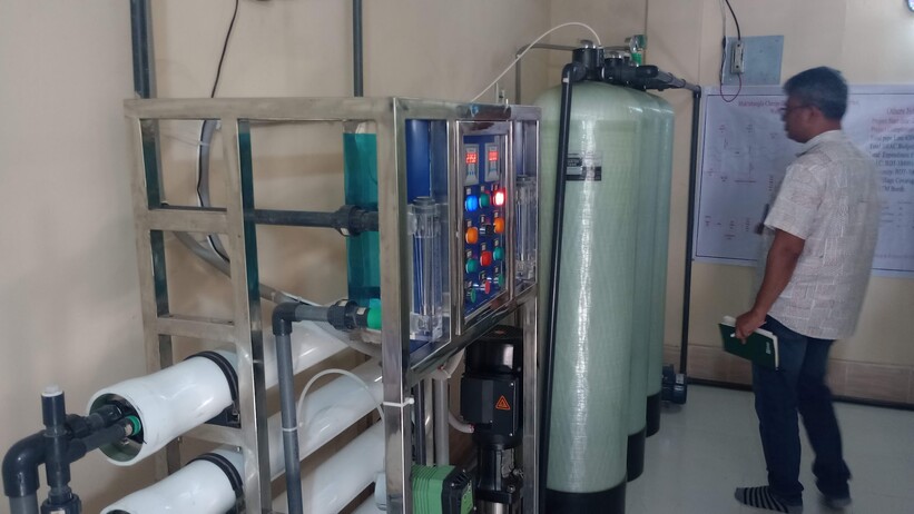 Reverse Osmosis water treatment at school in Bangladesh