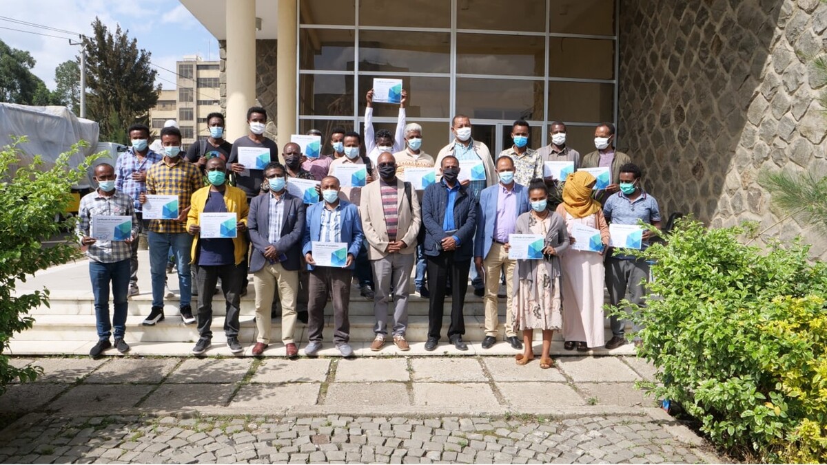 EWTI Trainees with certificates