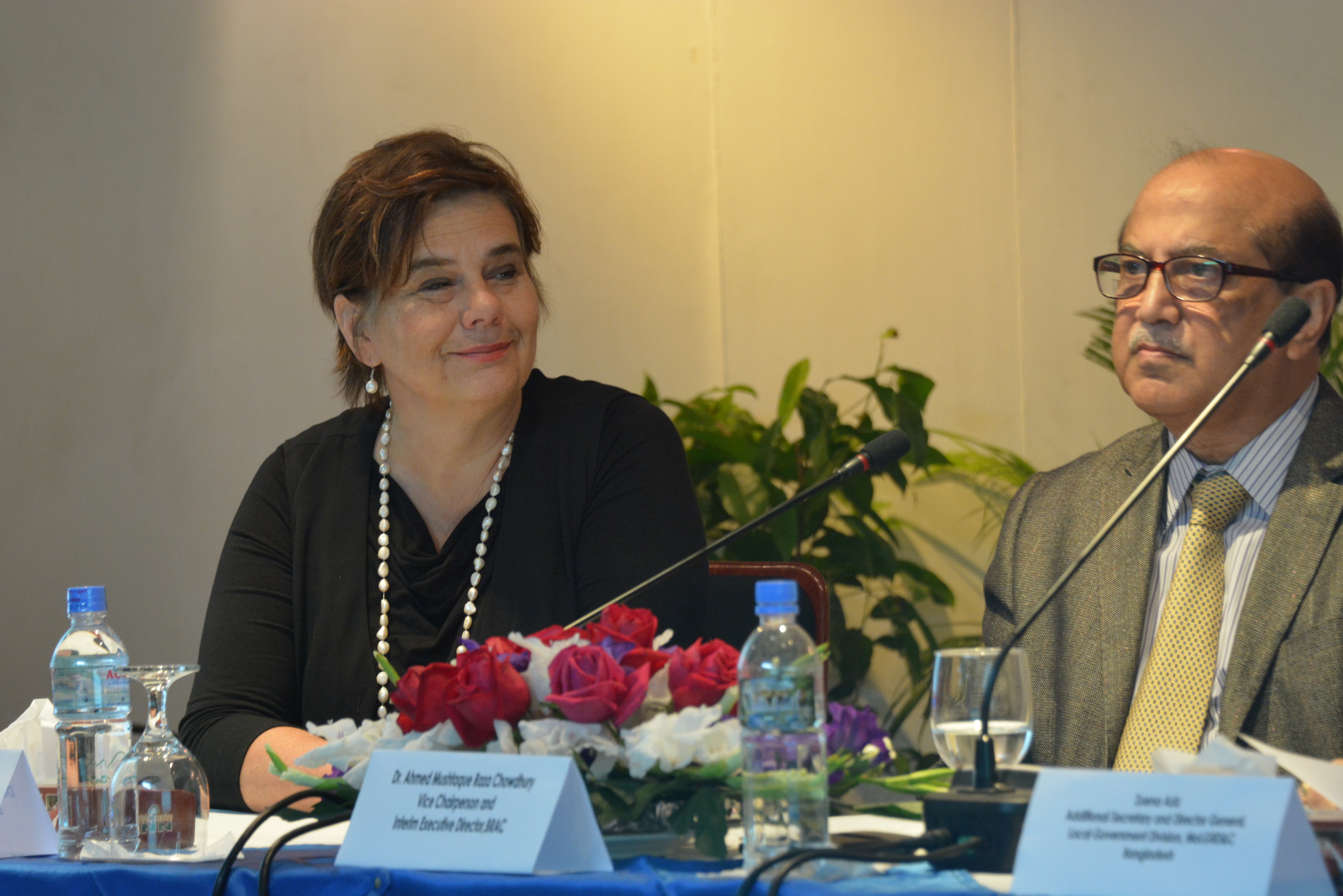 Ms Martine van Hoogstraaten (EKN) and Dr Ahmed Musthaque Raza Chowdhury (BRAC). Photo credit: BRAC WASH/Sabrina Shahidullah/ 2015 Ms Martine van Hoogstraaten (EKN) and Dr Ahmed Musthaque Raza Chowdhury (BRAC). Photo credit: BRAC WASH/Sabrina Shahidullah/ 2015