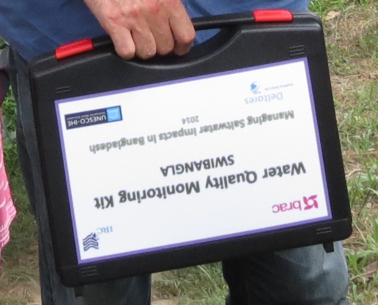 Figure 7. SWIBANGLA Water Quality Monitoring Kit Figure 7. SWIBANGLA Water Quality Monitoring Kit