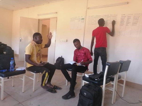 From left to right, OUEDRAOGO Frank Alain and BAMBA Aboubakar Idrisse, both project leaders (Ph, A. Traoré)