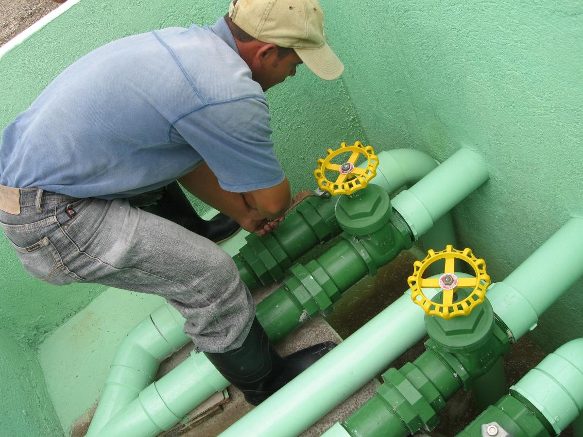 Water treatment plant, Tegucigalpa, Honduras. Photo: Stef Smits/IRC Water treatment plant, Tegucigalpa, Honduras. Photo: Stef Smits/IRC