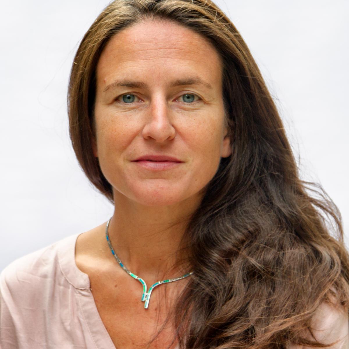 Photo of Tabitha Gerrets WASH debate moderator