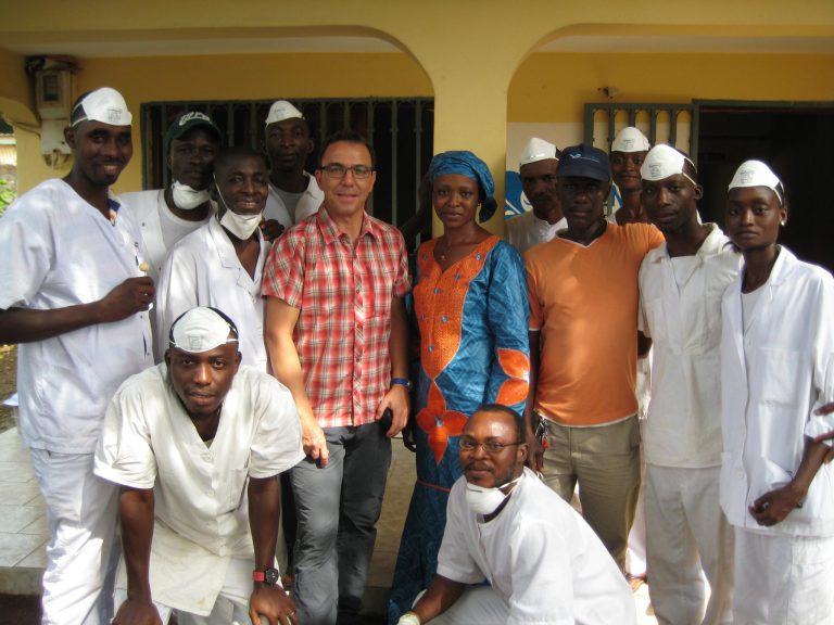Pierre-Gilles Duvernay and the team (photo courtesy website Antenna Foundation)