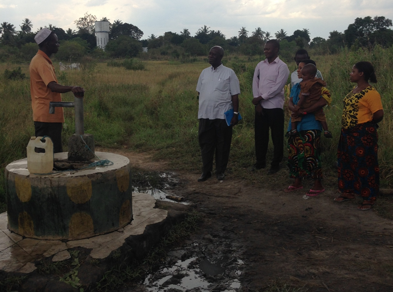 Where did the money go? Non-functioning water point in Tanzania. Photo: Catarina Fonseca/IRC Where did the money go? Non-functioning water point in Tanzania. Photo: Catarina Fonseca/IRC
